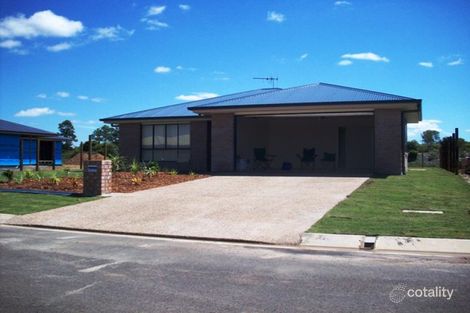 13 Blake Ct, Thabeban, QLD 4670