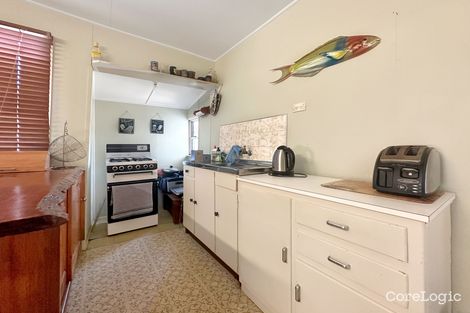 Property photo of 18 Colonial Drive Clairview QLD 4741