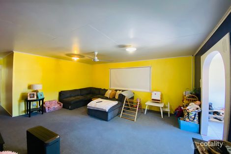 Property photo of 13 Winterer Crescent Dysart QLD 4745