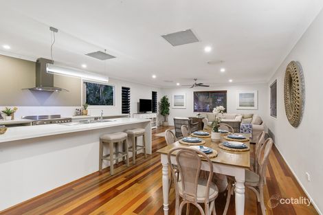 Property photo of 20 Cranleigh Street Wynnum West QLD 4178