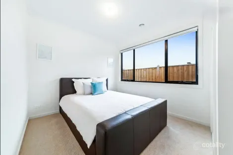 Property photo of 36 Latchford Drive Mickleham VIC 3064