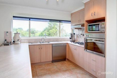 Property photo of 33 Seabrook Avenue Rosebud VIC 3939