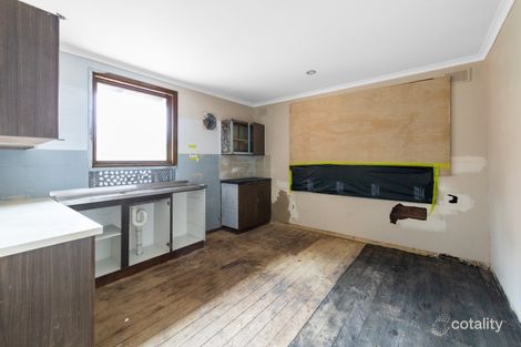 Property photo of 31 Linger Crescent Elizabeth Downs SA 5113