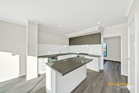 Property photo of 13 Nirvana Way Clyde VIC 3978