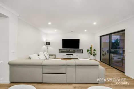 Property photo of 6 Sonder Avenue Werribee VIC 3030