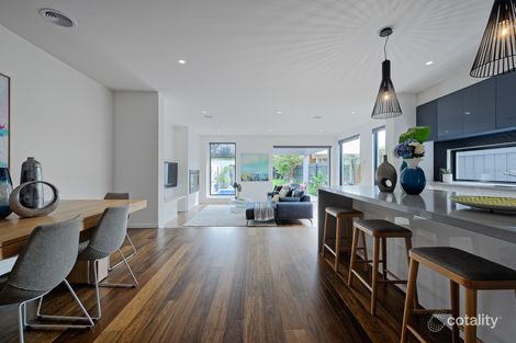 Property photo of 17B McIndoe Parade Parkdale VIC 3195