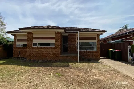 21 Melbourne Rd, St Johns Park, NSW 2176