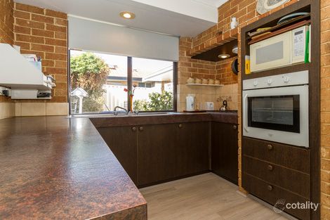 Property photo of 5 Baroola Place Ocean Reef WA 6027
