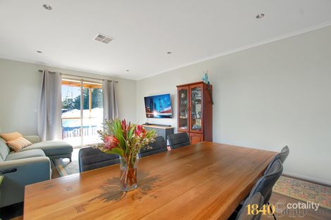 Property photo of 19 Skipton Crescent Mount Barker SA 5251