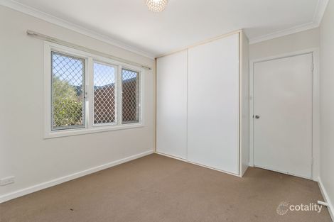 Property photo of 39 Rochford Way Girrawheen WA 6064