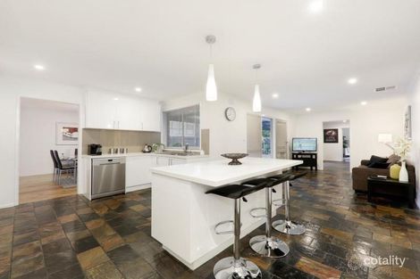 Property photo of 71 Phoenix Drive Wheelers Hill VIC 3150
