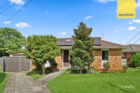 Property photo of 22 Tahiti Avenue Lethbridge Park NSW 2770