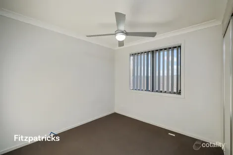 Property photo of 28 Morris Crescent Gobbagombalin NSW 2650