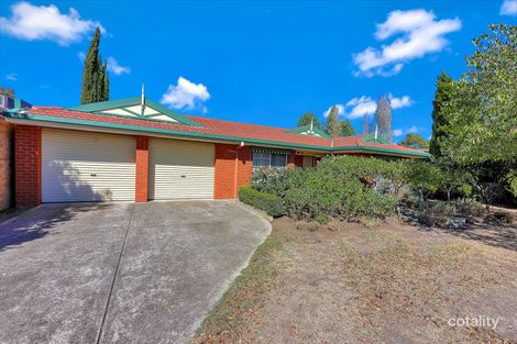 Property photo of 10 Bootie Court Roxburgh Park VIC 3064