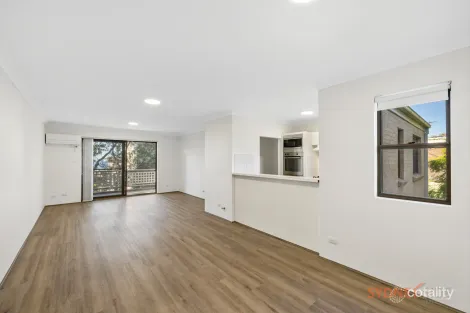 Property photo of 33/4-8 Edgecumbe Avenue Coogee NSW 2034