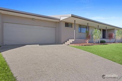 86 Turpin Rd, Labrador, QLD 4215