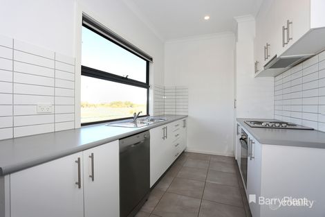 Property photo of 14/12 Sturt Court Officer VIC 3809