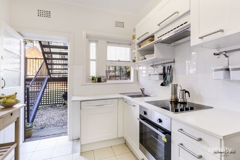 Property photo of 2/24 Carabella Street Kirribilli NSW 2061