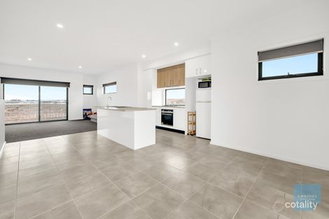 Property photo of 2 Moon Crescent Deanside VIC 3336