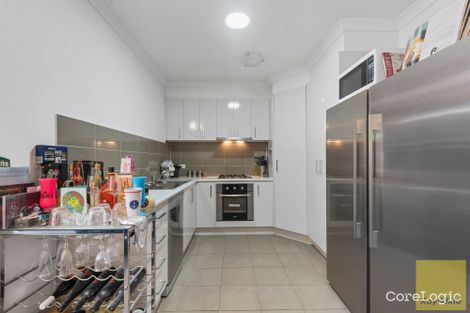 Property photo of 2/74 Lennon Boulevard Point Cook VIC 3030