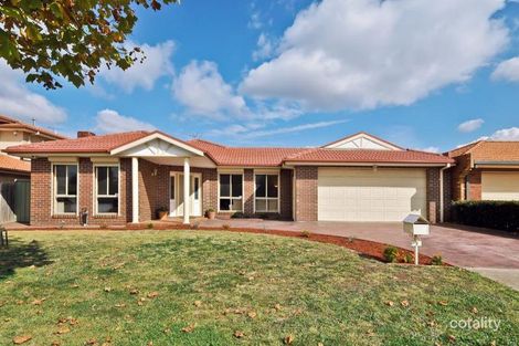 3 Landsbourgh Ave, Taylors Lakes, VIC 3038