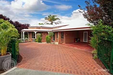 Property photo of 62 Bradshaw Crescent Manning WA 6152
