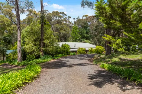 Property photo of 59 Ellandee Crescent Macedon VIC 3440