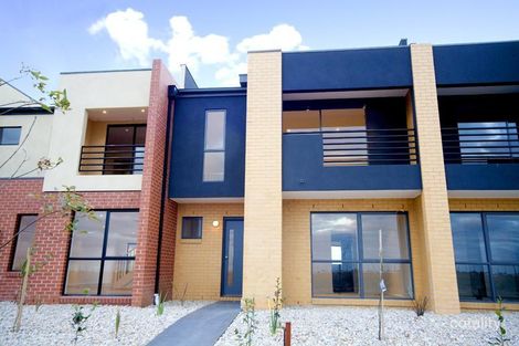 63 Swamphen Dr, Williams Landing, VIC 3027