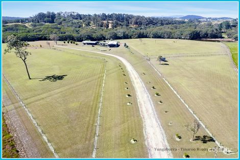 32 Halbert Cl, Barrine, QLD 4872