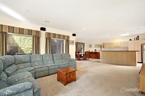 Property photo of 2/36A Holyrood Street Hampton VIC 3188