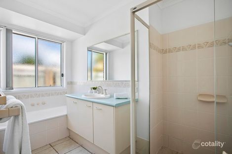 Property photo of 33 Phoenix Circuit Sippy Downs QLD 4556