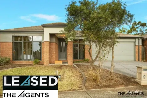 Property photo of 19 Paringa Pass Wyndham Vale VIC 3024