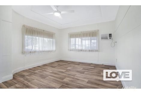 Property photo of 111 First Street Boolaroo NSW 2284