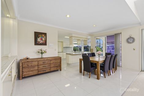 Property photo of 32 Charolais Crescent Benowa QLD 4217