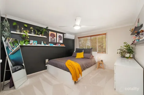 Property photo of 17 Castle Hill Drive Murrumba Downs QLD 4503