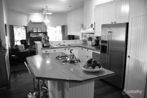 Property photo of 187 Cypress Street Urangan QLD 4655