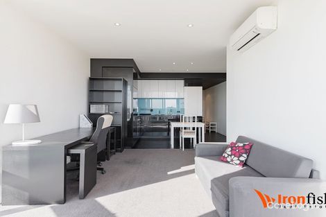 Property photo of 1102/241 Harbour Esplanade Docklands VIC 3008