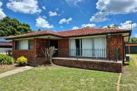 11 Duval St, Armidale, NSW 2350