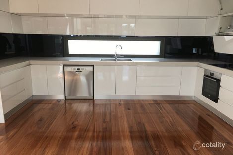 Property photo of 120 Ross Street Port Melbourne VIC 3207