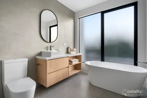 Property photo of 11 Bourke Street Bulleen VIC 3105