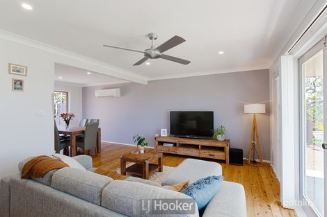 Property photo of 82 Alhambra Avenue Macquarie Hills NSW 2285