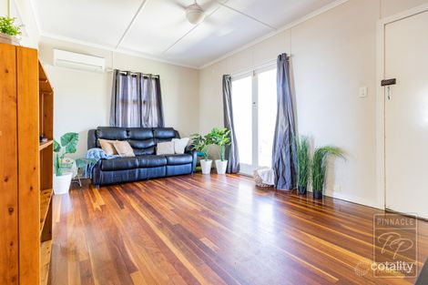 Property photo of 27 Blaxland Street Eastern Heights QLD 4305