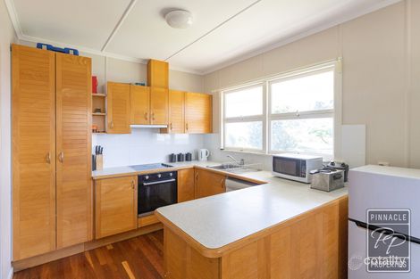 Property photo of 27 Blaxland Street Eastern Heights QLD 4305