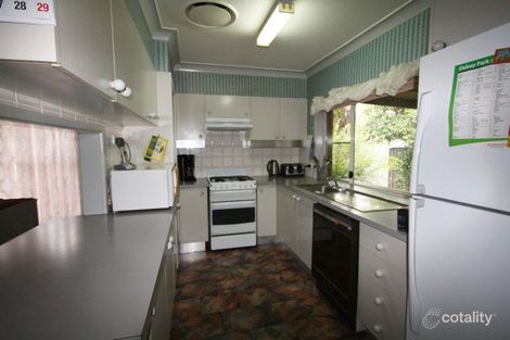 Property photo of 2 Rainbow Place Dubbo NSW 2830
