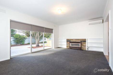 Property photo of 37 Mackellar Crescent Mooroopna VIC 3629