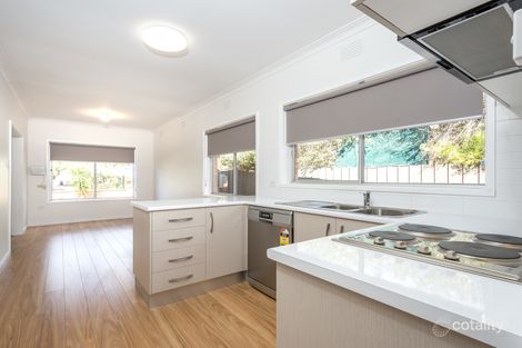 Property photo of 37 Mackellar Crescent Mooroopna VIC 3629