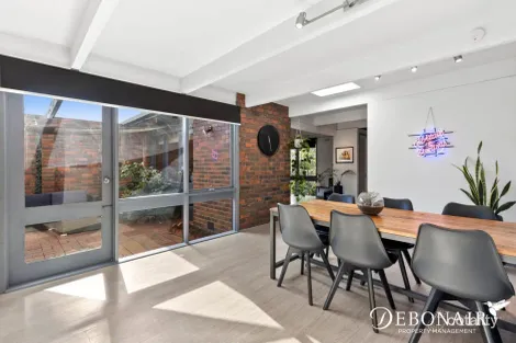 Property photo of 1 Beverley Crescent Lara VIC 3212