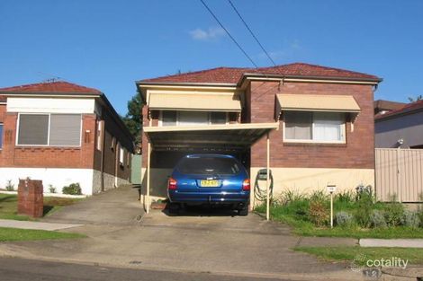 18 Woodlawn Ave, Earlwood, NSW 2206
