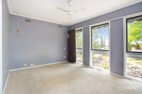 Property photo of 12 Button Street Strathdale VIC 3550