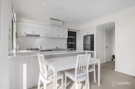 18/2 Coojong Link, Success, WA 6164